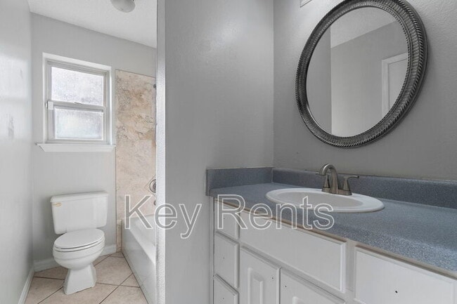 Building Photo - 6555 Bellview Pines Pl