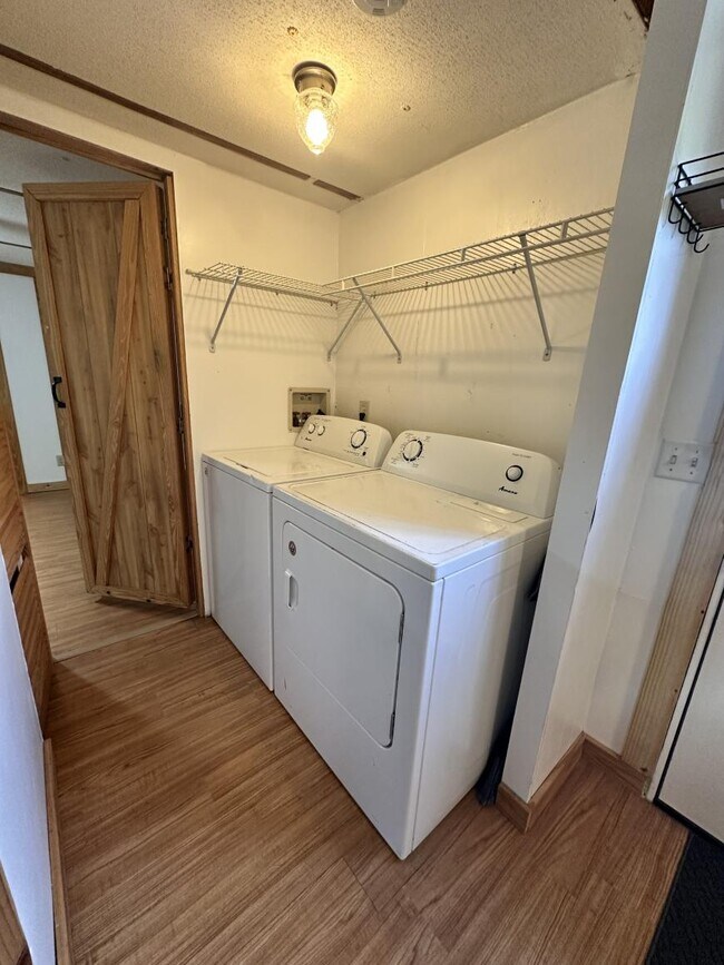 Building Photo - 2 bedroom in Keystone Heights FL 32656