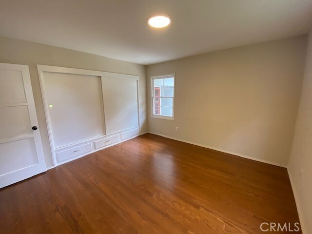 Building Photo - 926 W Valencia Mesa Dr