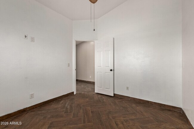 Building Photo - 23538 W Grove Cir