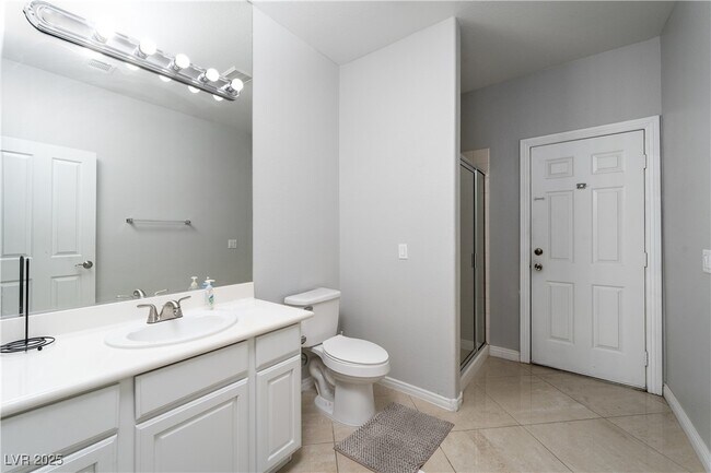 Building Photo - 10725 Bernini Dr