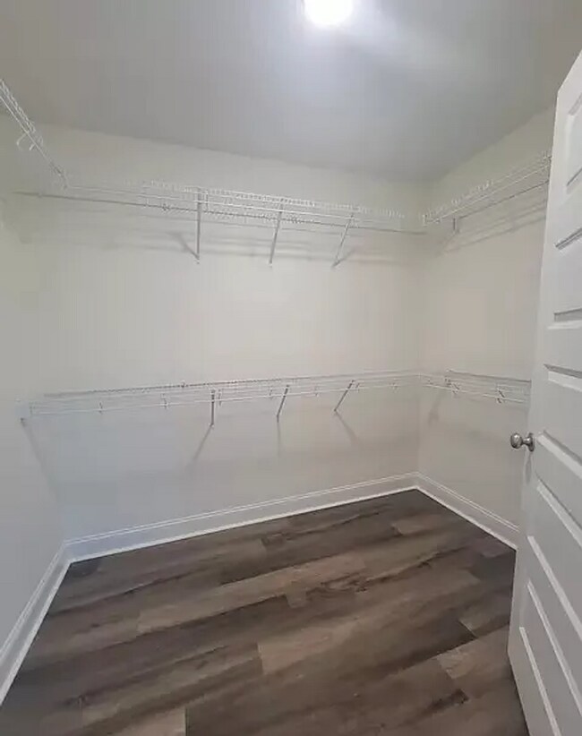 Building Photo - 109 Enclave Ct
