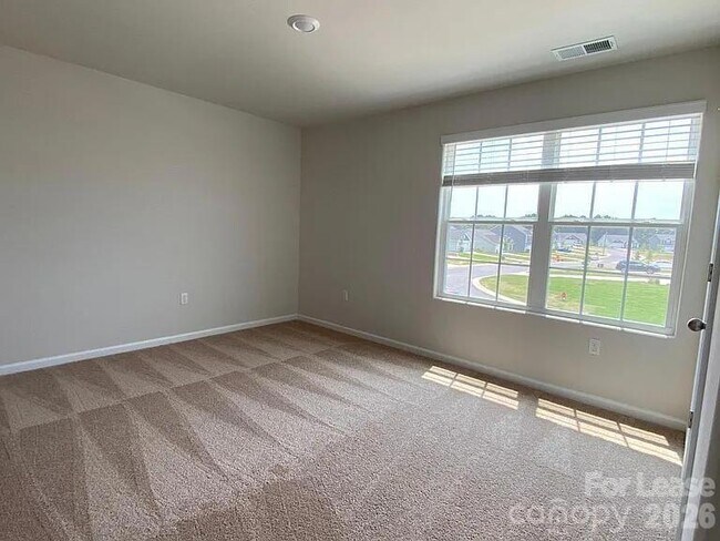 Building Photo - 216 Caffee Dr