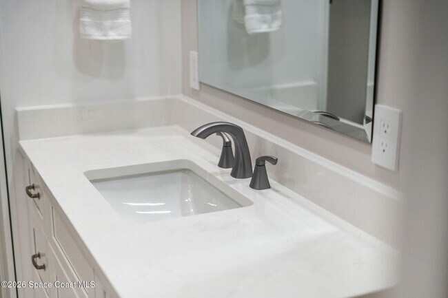 Building Photo - 2100 N Atlantic Ave