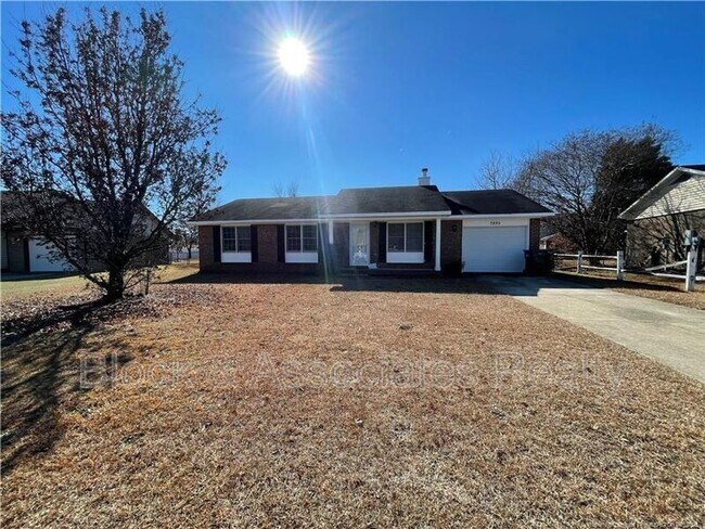 Building Photo - 7895 Burwell Dr