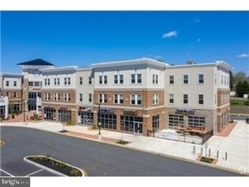 Building Photo - 700 Pony Ln