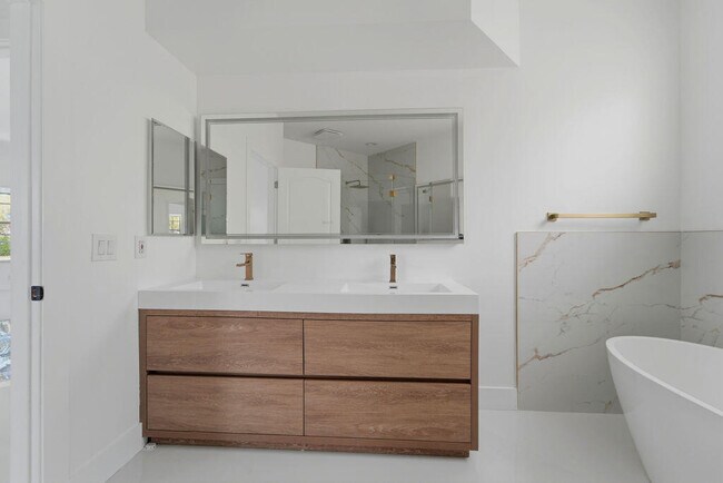Building Photo - 8213 Quail Meadow Trce