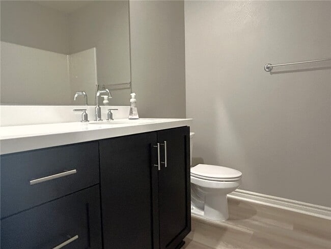 Building Photo - 880 Arletta Wy