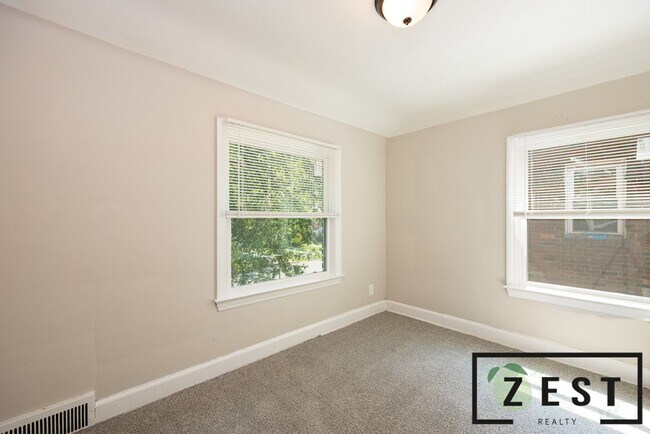 Building Photo - BEAUTIFUL 3 BD 1.5 BATH HOME!