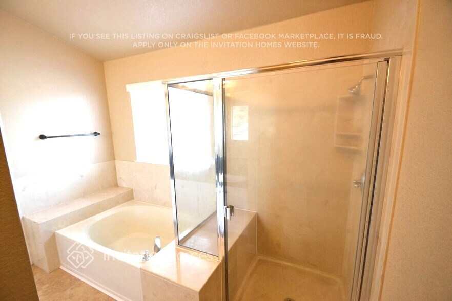 Building Photo - 4313 Country Run Way