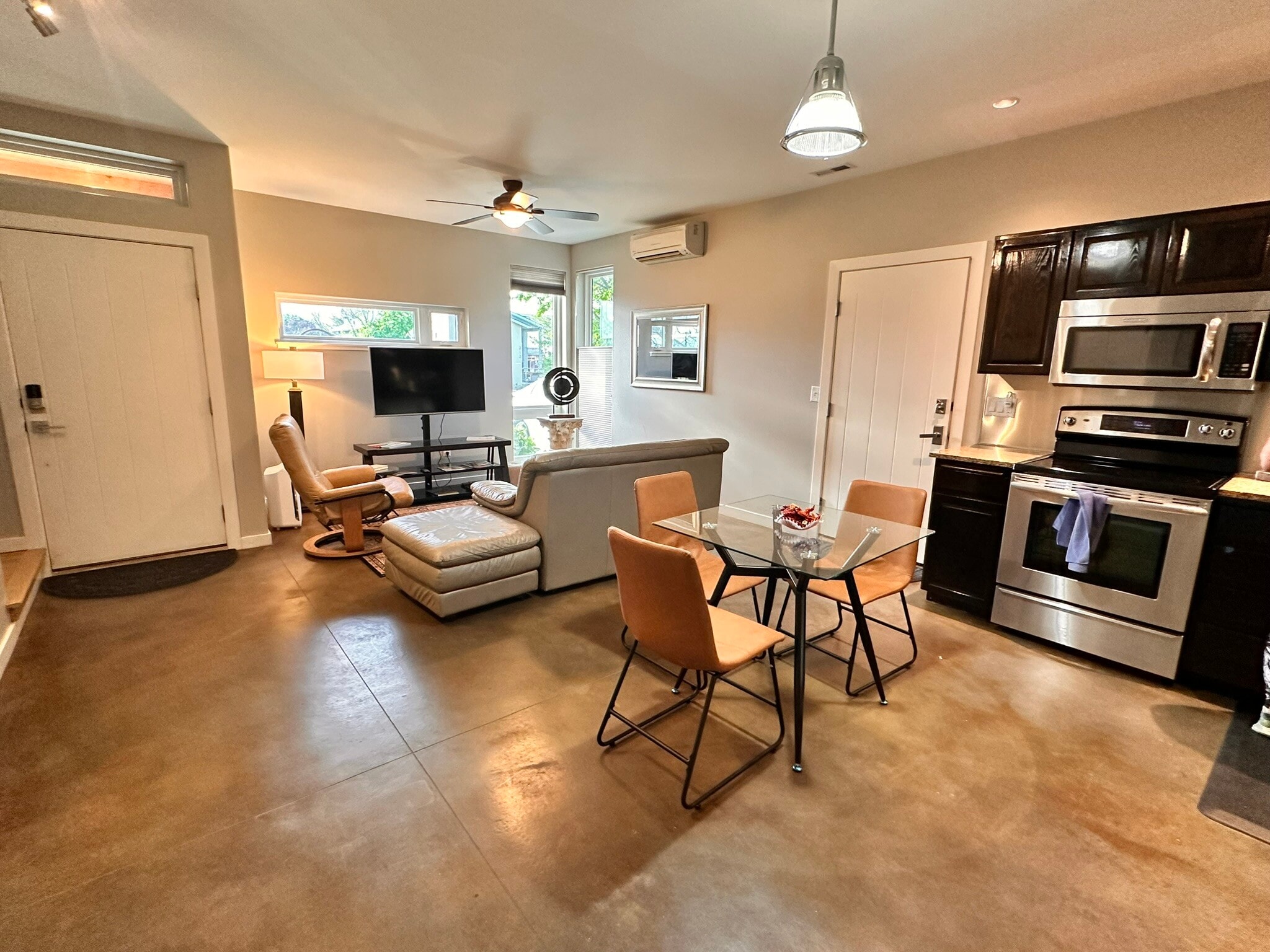Living space and Kitchen - 211 E 33rd St