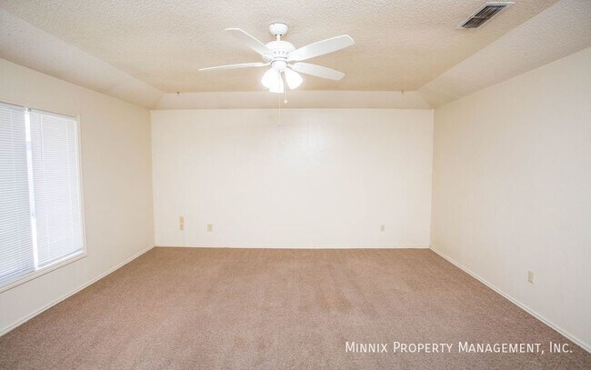 Building Photo - 5807 2nd St