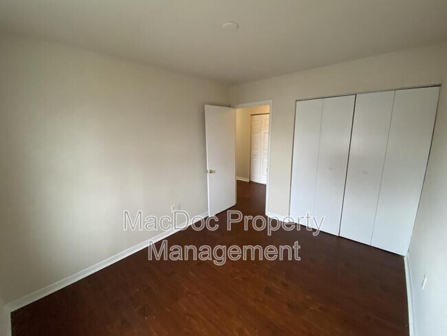Building Photo - 1000 James Madison Cir
