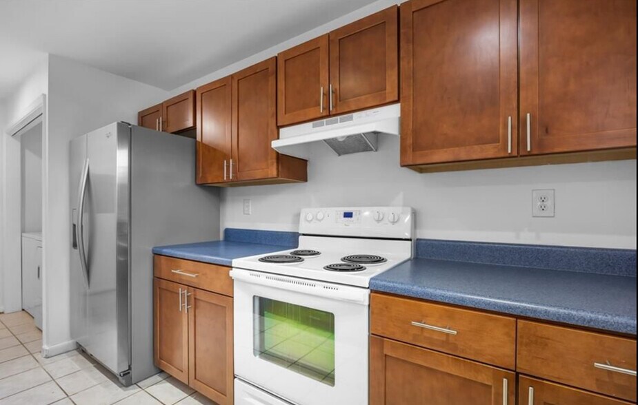 Building Photo - 264 Ferdinand Cir