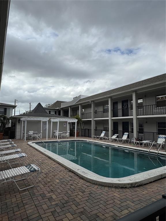 Building Photo - 5221 Bayshore Blvd