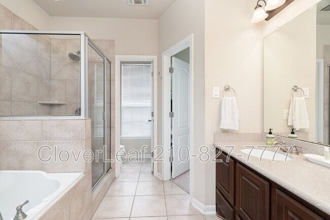 Building Photo - 26875 Hogan Dr