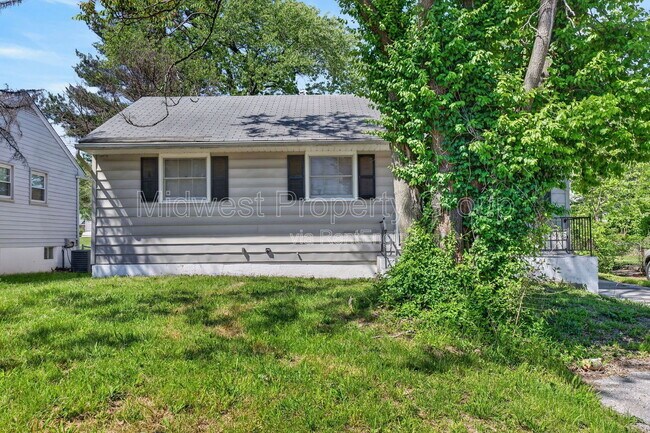 Building Photo - 409 Shepley Dr