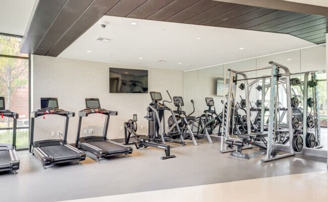 Building Photo - 677-679 Washington Street-SI FL11-ID1252103P
