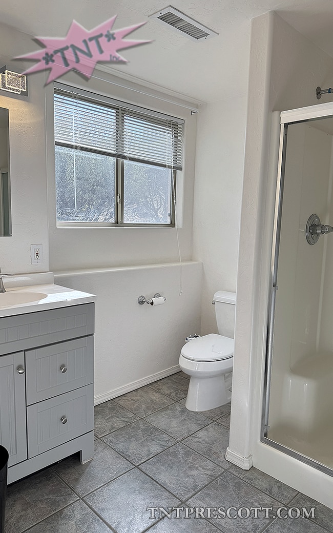 Building Photo - Home in Yavapai Hills HOA~ Winter Special!!