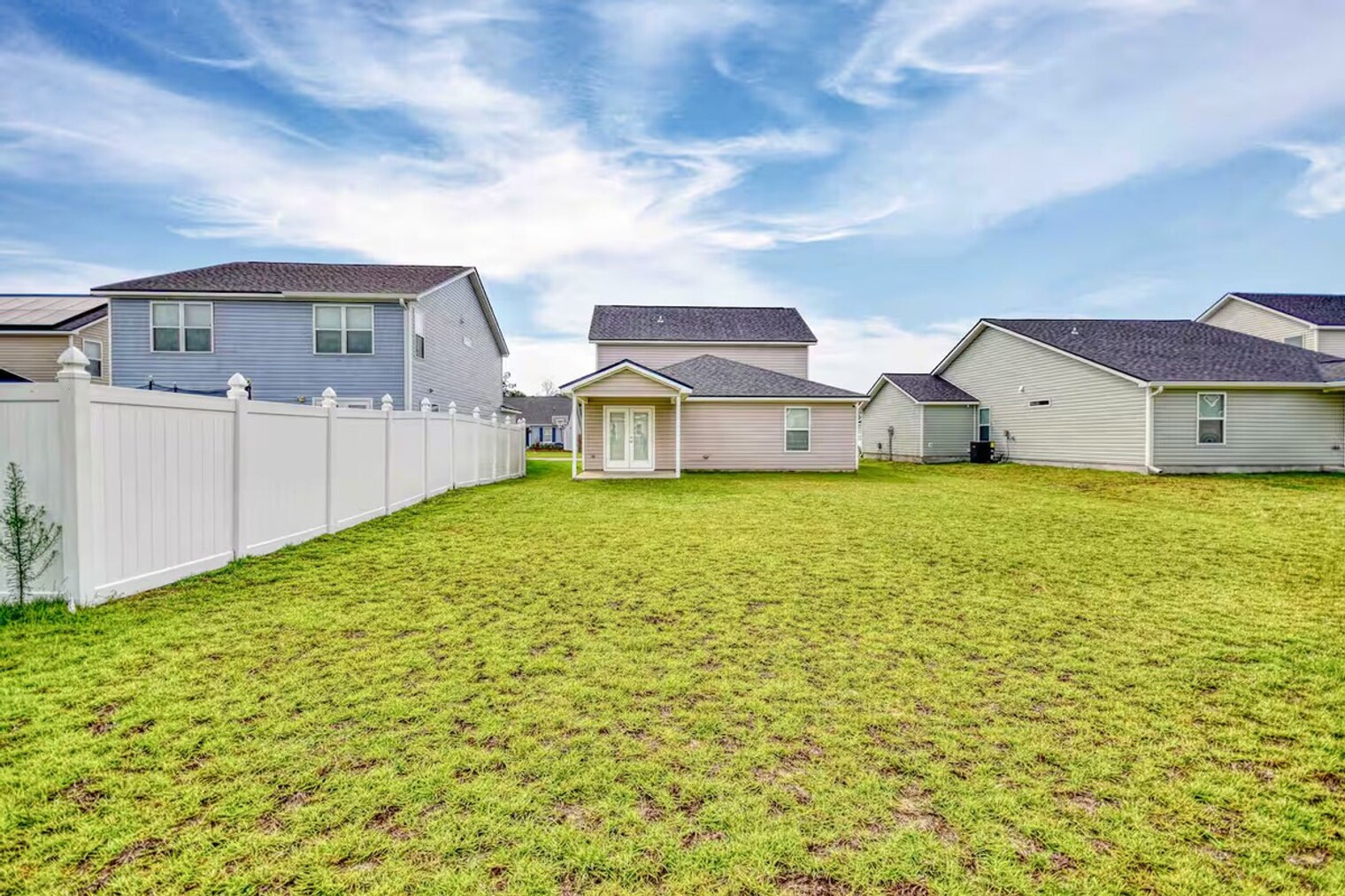 Building Photo - 4574 Rivers Landing Dr