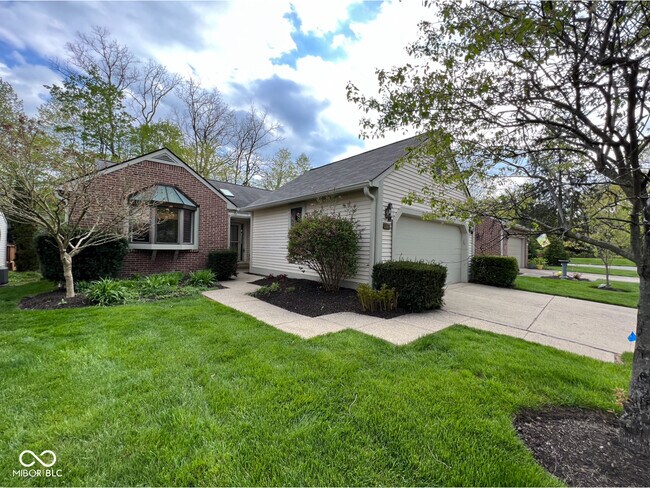 Primary Photo - 1727 Creekside Ln W