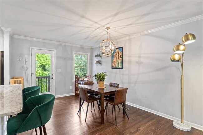 Building Photo - 3334 Romelie Dr