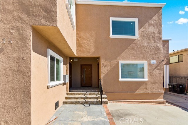 Building Photo - 136 N Rampart Blvd