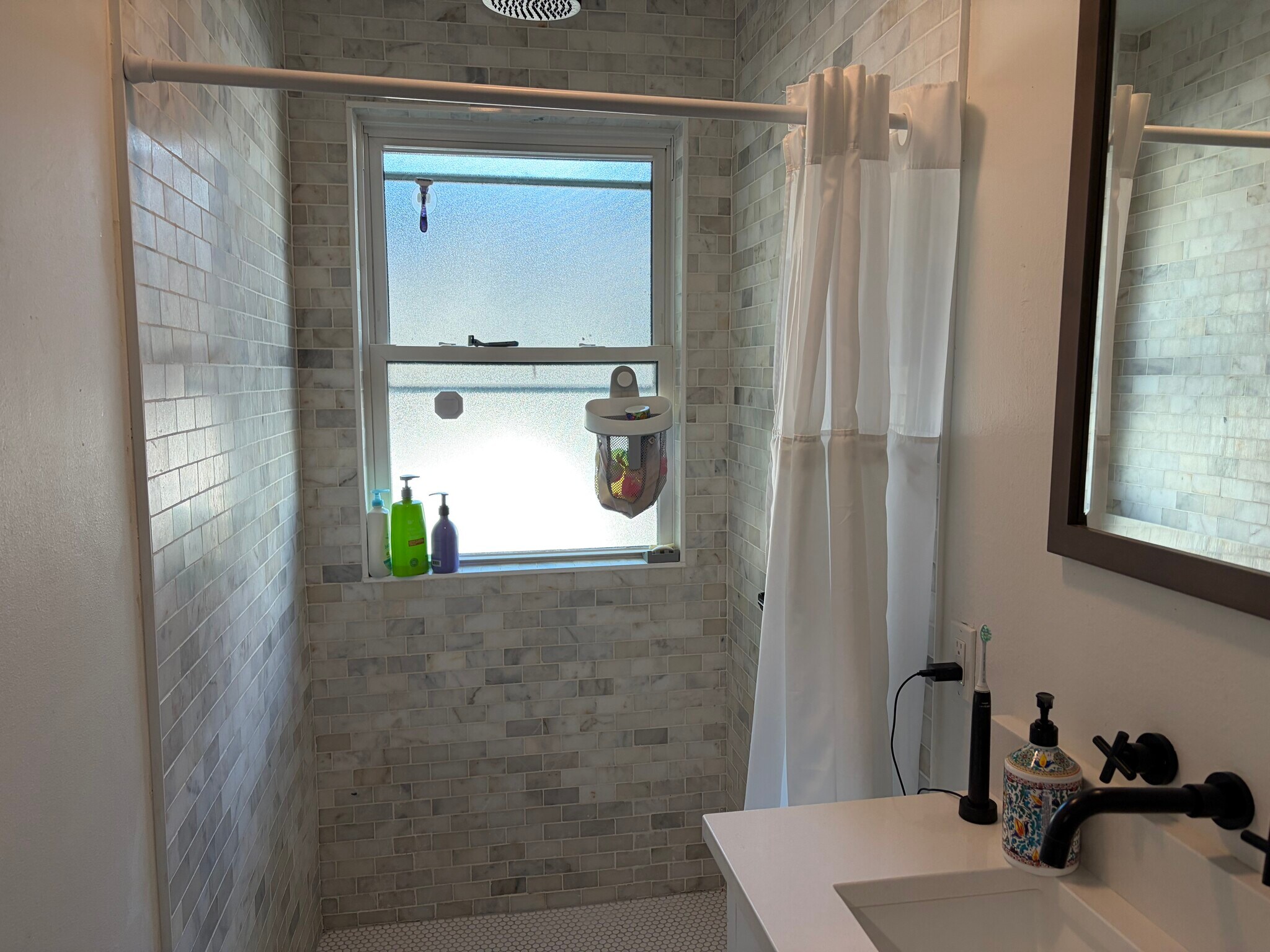 Primary Bath - 46 Wren St