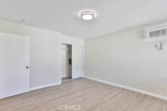 Building Photo - 2963 Elgin Dr
