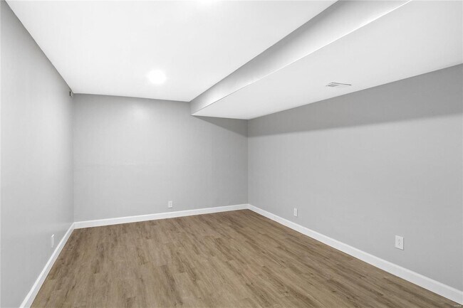 Building Photo - 836 Country Stone Dr