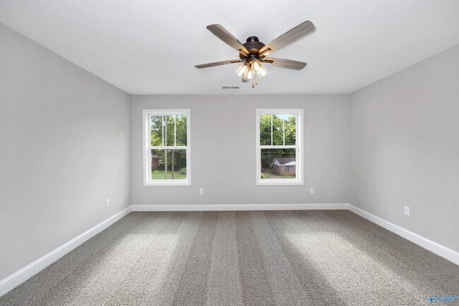 Building Photo - 1711 Golf Club Ln NW
