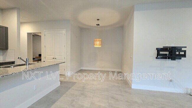 Building Photo - 14851 Loggerhead Dr