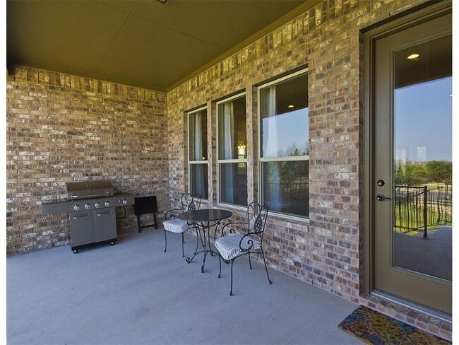 Building Photo - 15800 Dink Pearson Ln