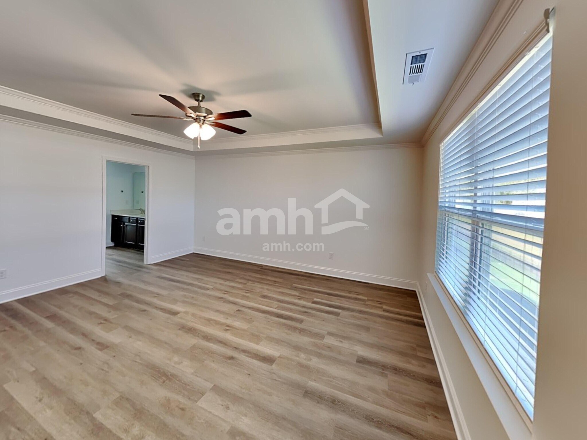 Building Photo - 5320 Trust Dr