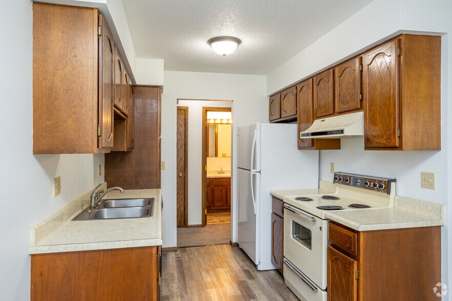 Primary Photo - Cathy Ave Apartments