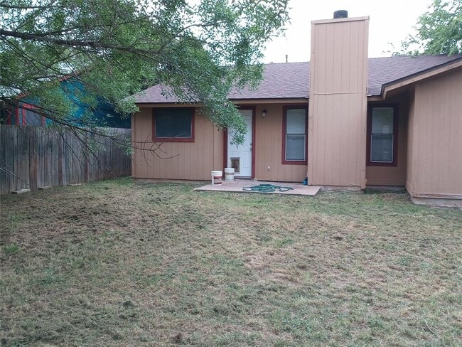 Building Photo - 2672 Piping Rock Trail