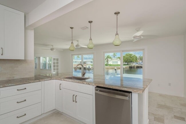 Building Photo - 4845 Shell Stream Blvd