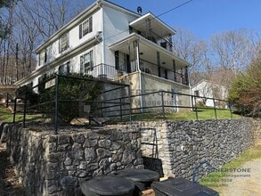 Building Photo - 4335 Yellow Mountain Rd