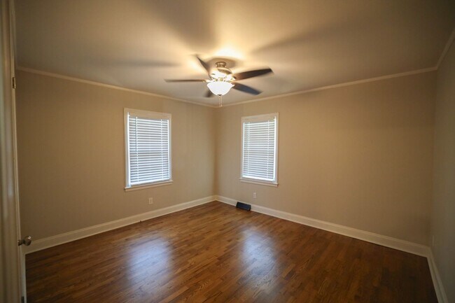 Building Photo - Beautiful 3 Bedroom Home in Central, SC