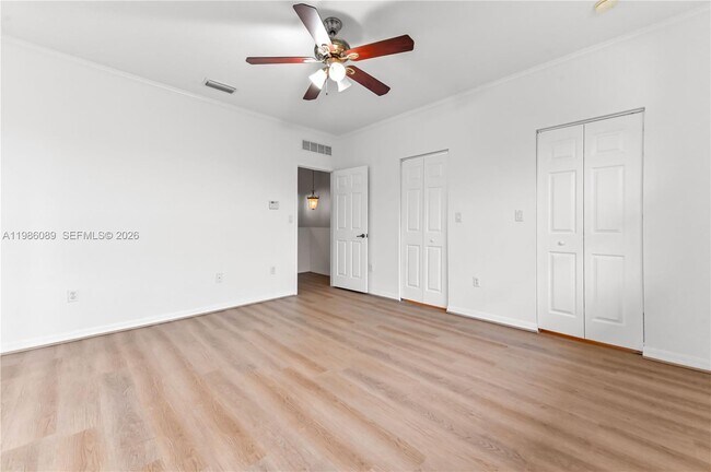 Building Photo - 5043 SW 140th Terrace