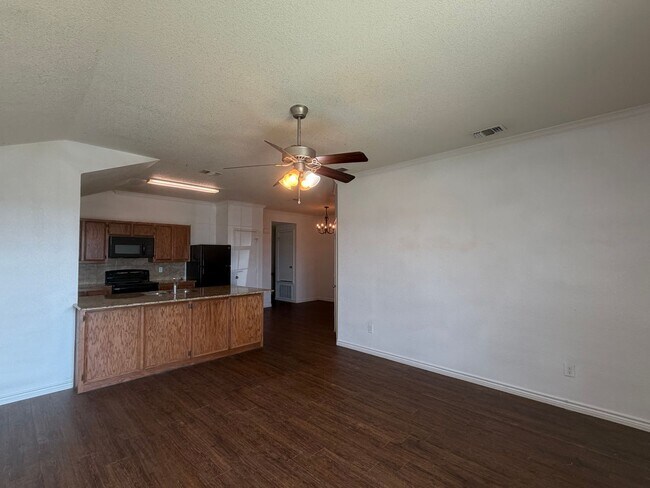Building Photo - 403 Olaf Dr