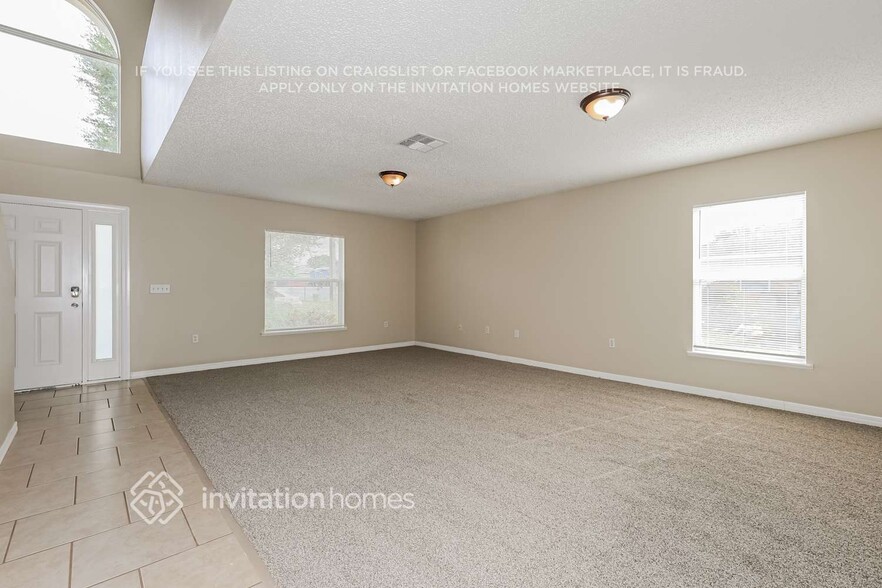 Building Photo - 6024 Kaley Dr