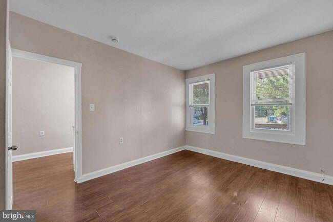 Building Photo - 315 Burlington Ave