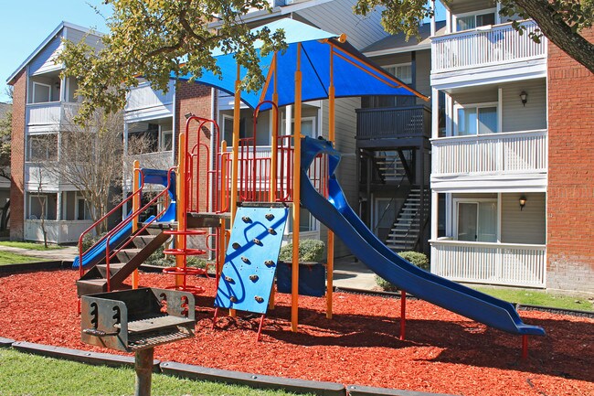 OakRidge Apartment Homes - San Antonio, TX | Apartment Finder