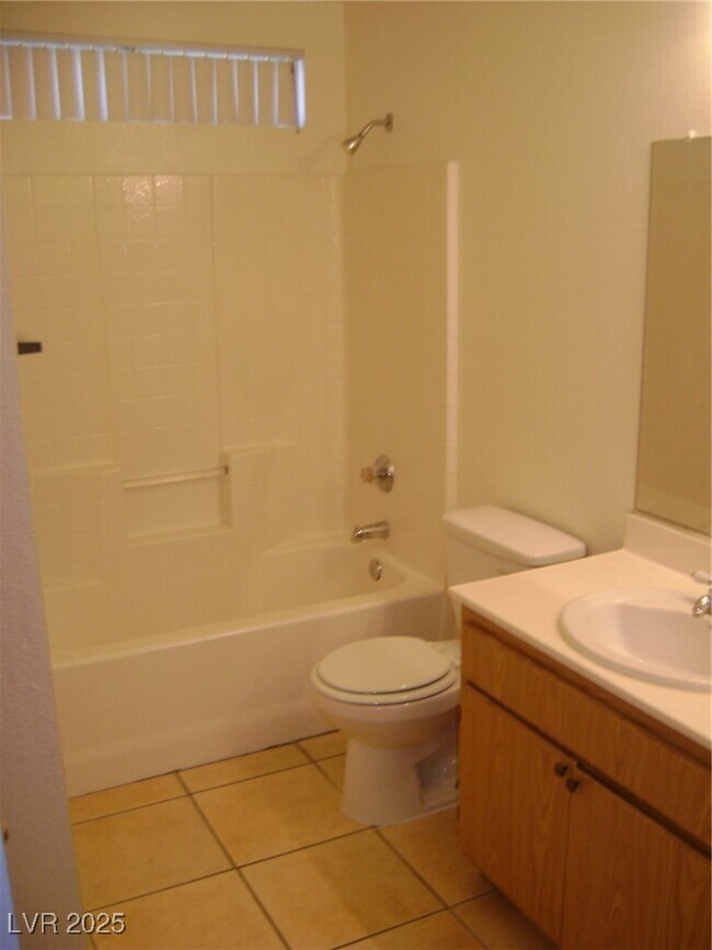 Building Photo - 830 Padre Field Ct