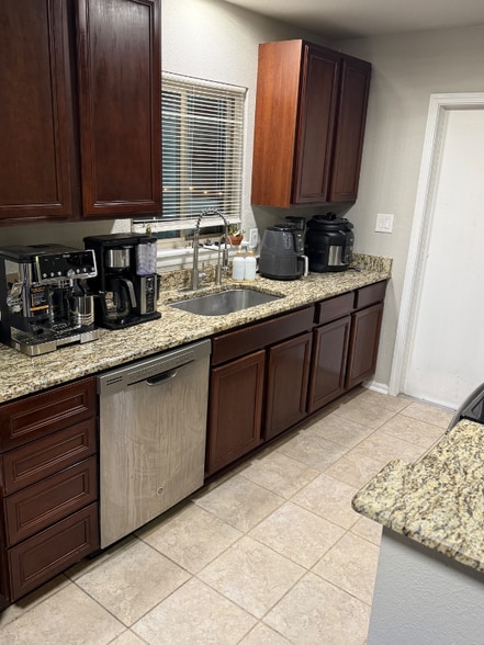 Building Photo - 12021 Forest Nook Ct