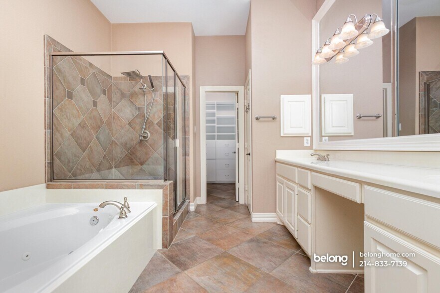 Building Photo - 3610 Gillespie St