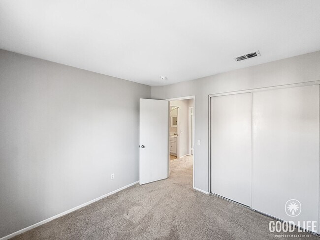 Building Photo - Beautiful 3B/2.5BA Home in Temecula for Rent!