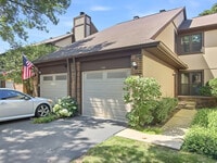 Building Photo - 246 Shadow Bend Dr