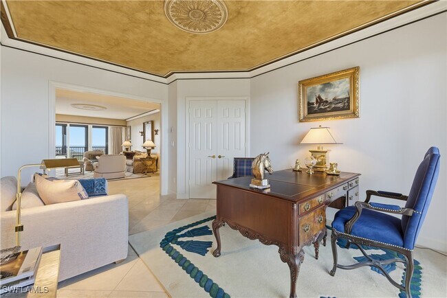 Building Photo - 8990 Bay Colony Dr